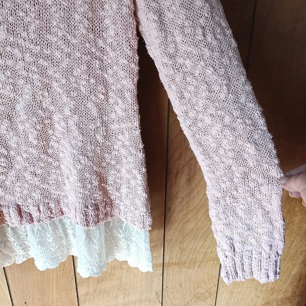 Oh MG! Womens XL Pink Eyelash Knit Sweater Lace Hem Soft Cozy Boutique Pullover - Picture 4 of 6